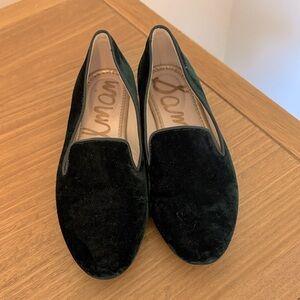 Sam Edelman Dark Green Velvet Slip on Loafers Size 8